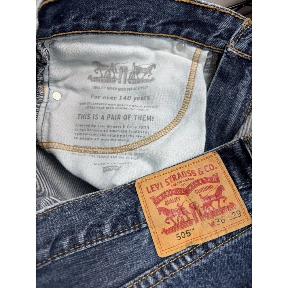 Levis levis 505